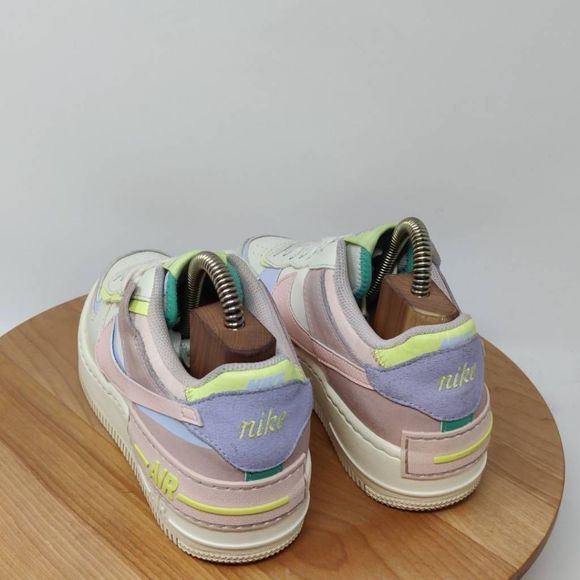 Nike Air Pastel Multi-Color Athletic Shoes - Picture 12 of 12